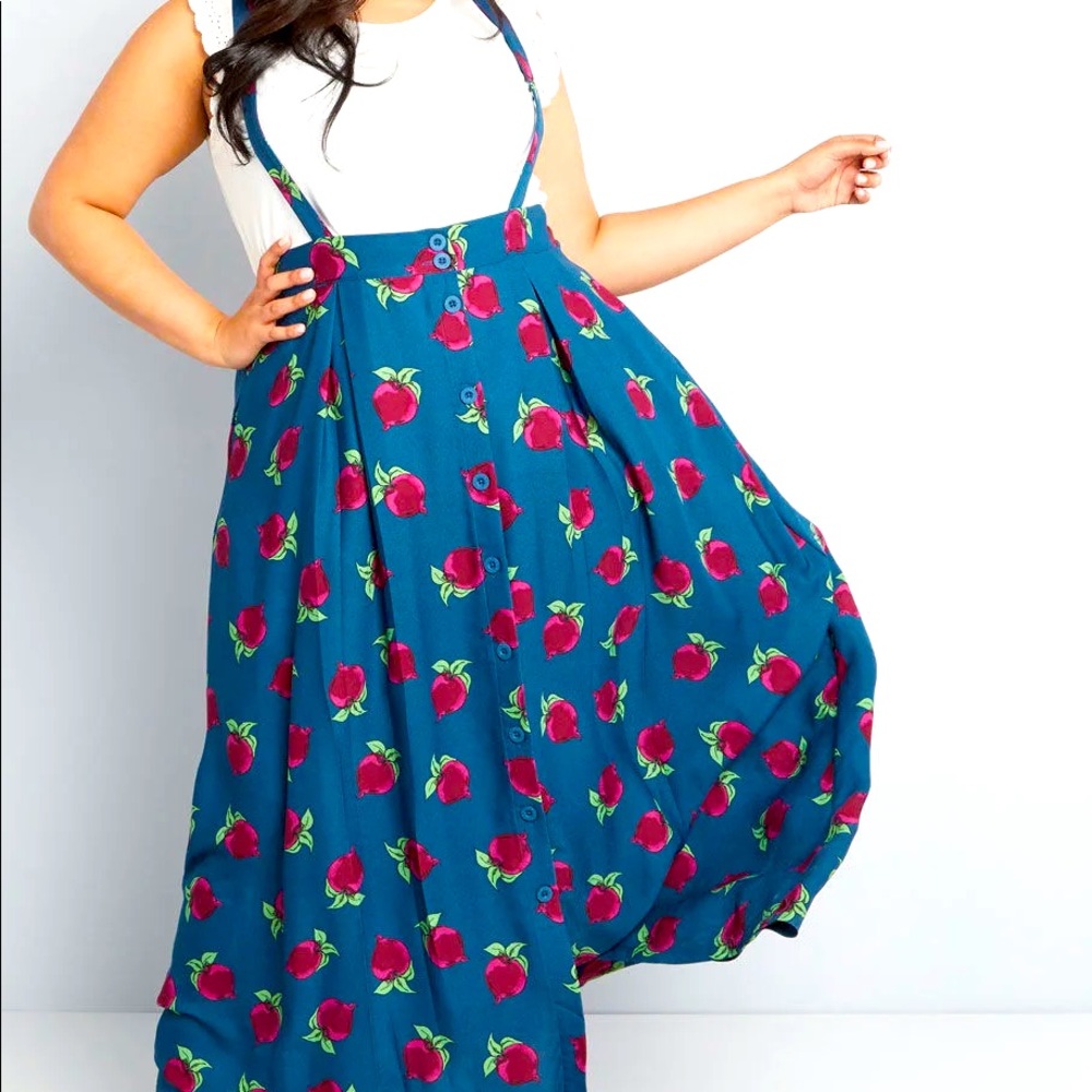 ModCloth Pinafore Perfection Beet Print Maxi Skirt